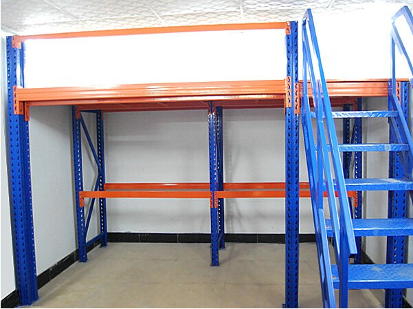 閣樓（lóu）貨架