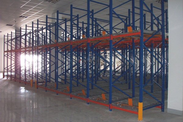 重力式貨（huò）架