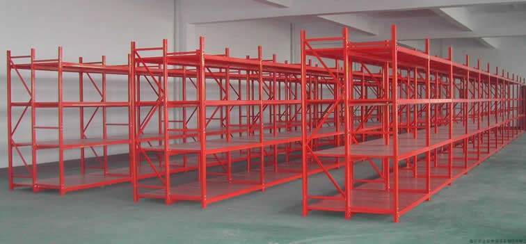 中（zhōng）型貨架